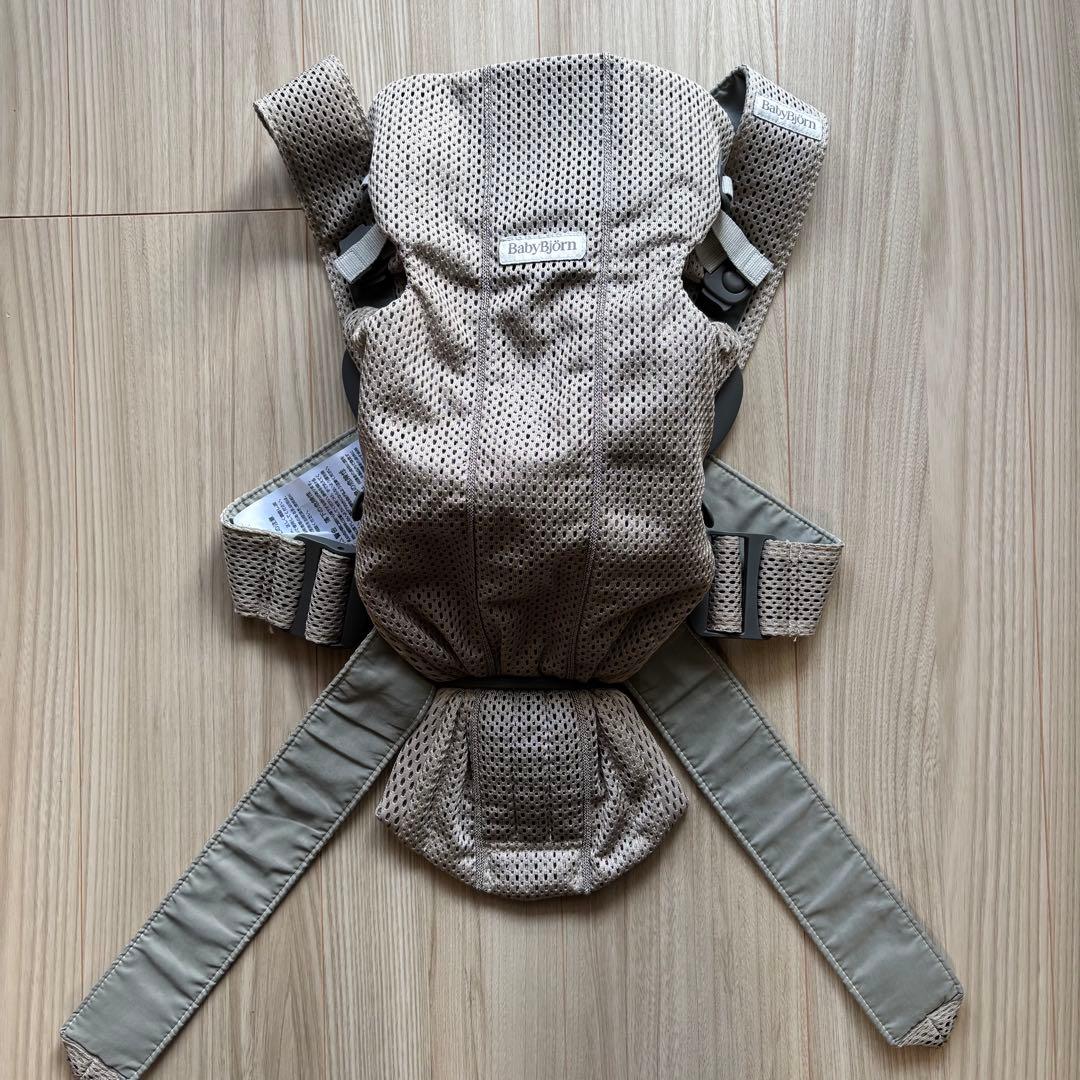BabyBjörn ベビーキャリア Mini （グレーベージュ)