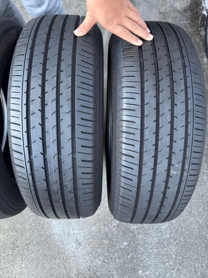 マッキー様♡225/60R18 YOKOHAMA ADVAN v03