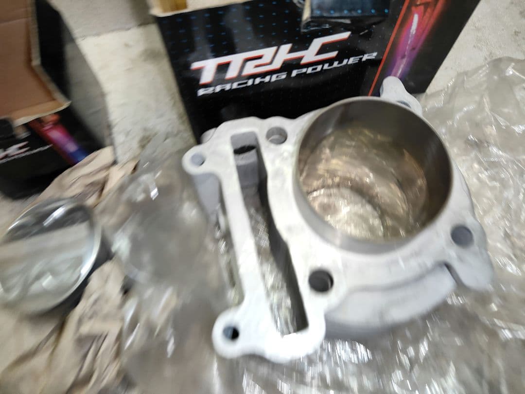 シグナスX 用 TRHC製 街道版 59㍉シリンダーピストンリング付き