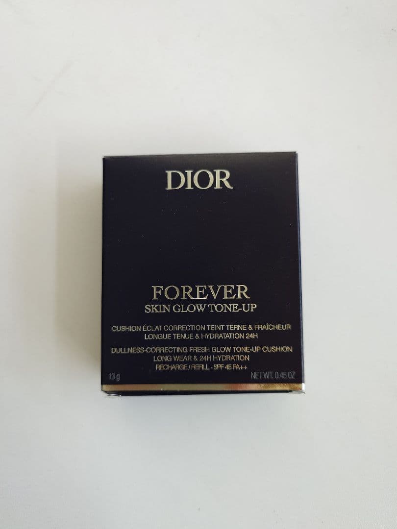 【新品未使用】Dior　クッション　メイクアップベースとケースセット