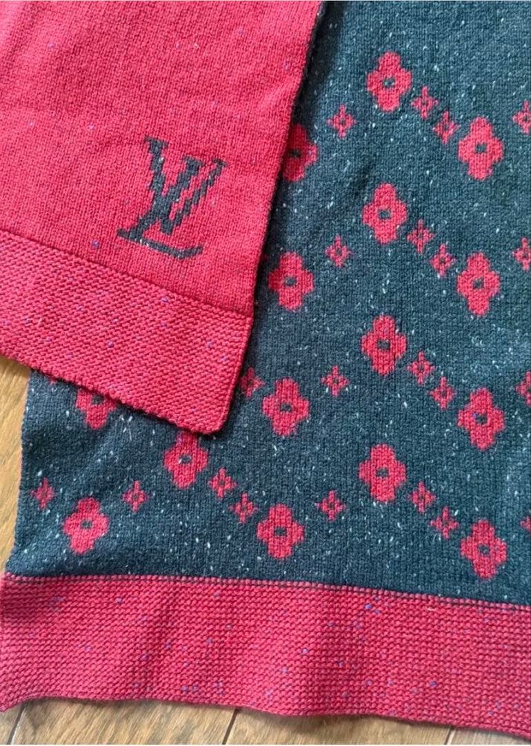 レア！Louis Vuitton 赤 マフラー