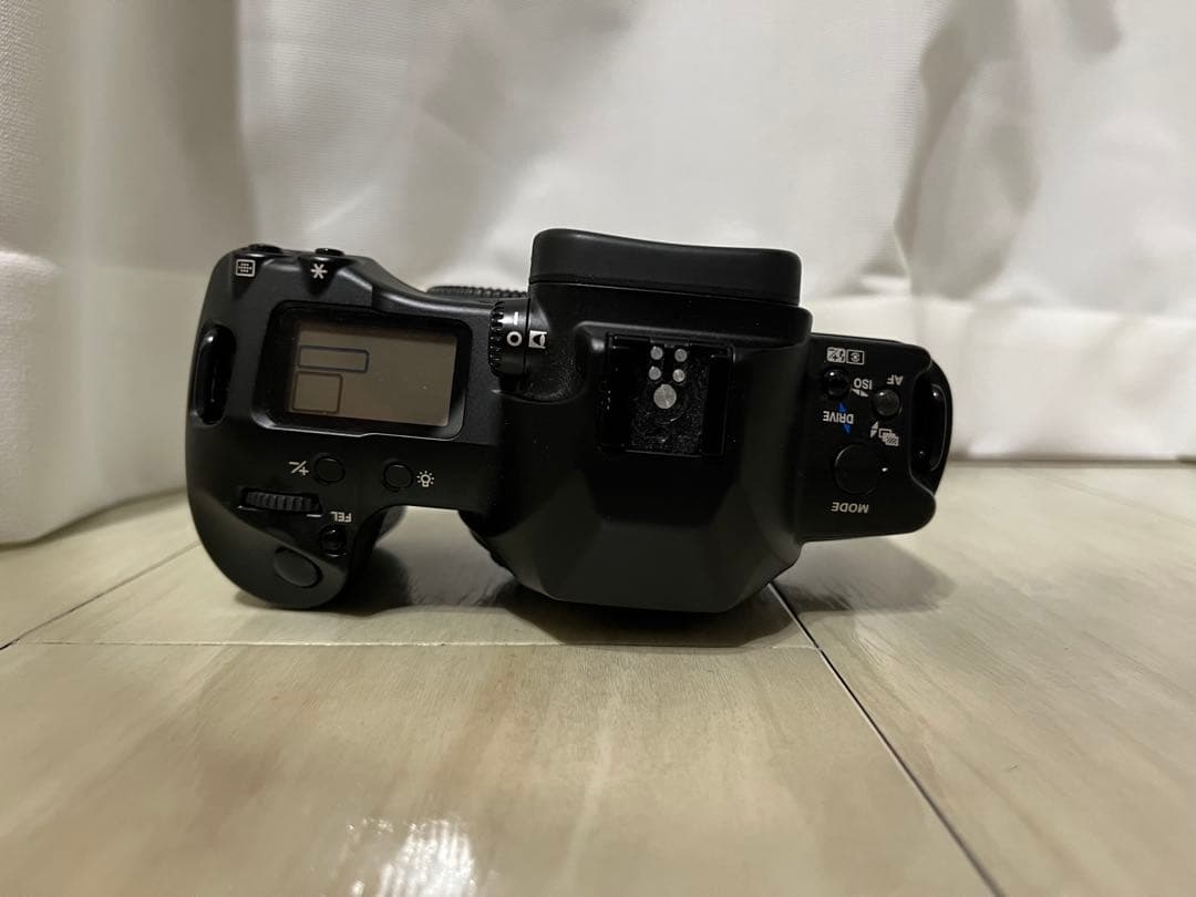 Canon EOS 3 一眼レフカメラ