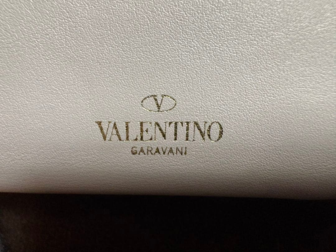 バレンチノValentino ロックスタッズ ミニウォレット