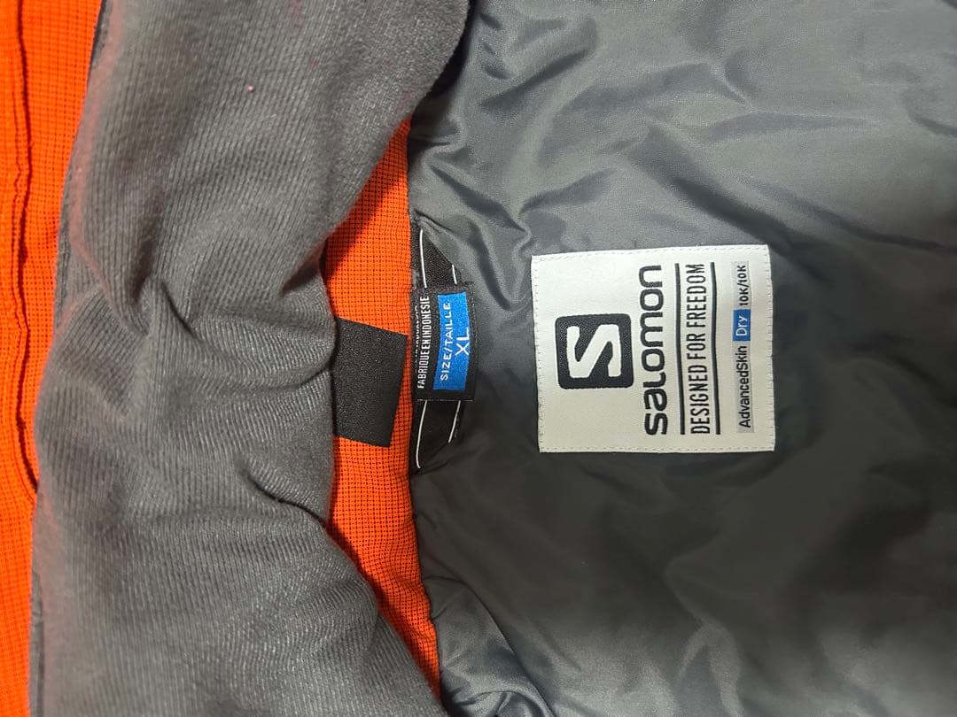 SALOMON DESIGNED FOR FREEDOM スノーボードウェア