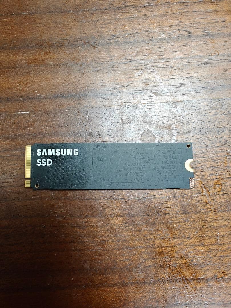 ほぼ新品 SAMSUNG SSD 512GB NVMe M.2 Gen4