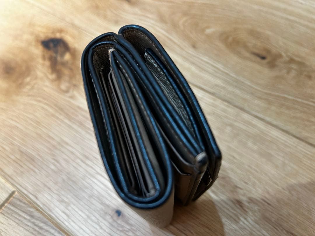 LOEWE ベージュ 三つ折り財布 箱付き