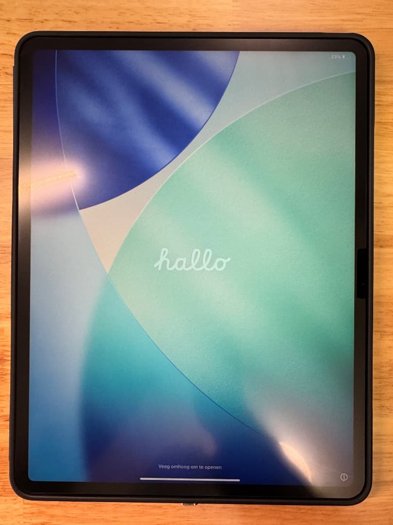 iPad Air 13インチ (M3) Wi-Fi 256GB　スペースグレイ