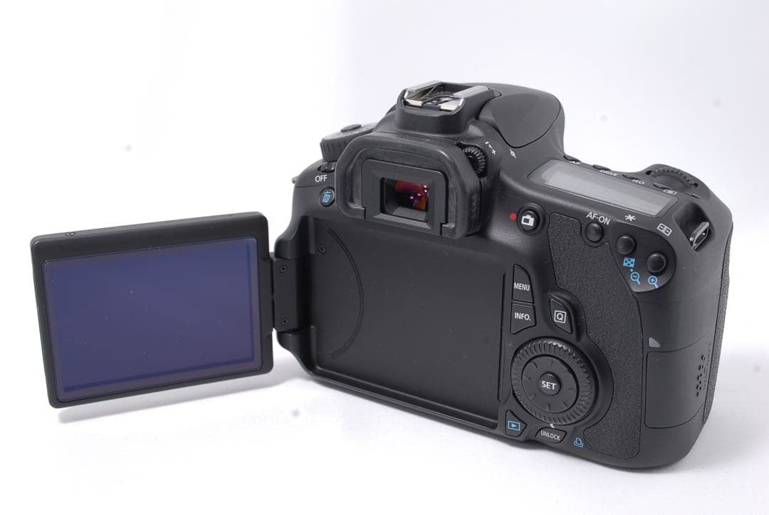 ショット数極少990回✨Canon EOS 60D 手ぶれ補正標準レンズセット♪
