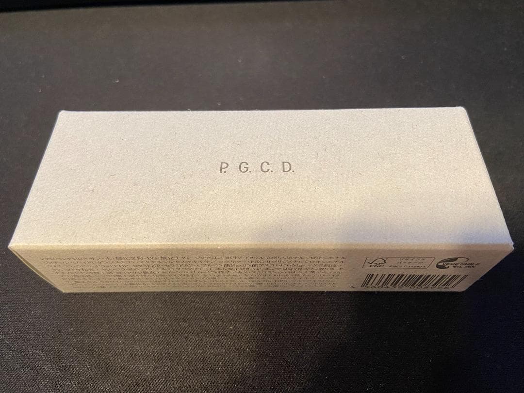 P.G.C.D ファンデレスP.I.ナチュール40mL（トーンアップUV美容液）