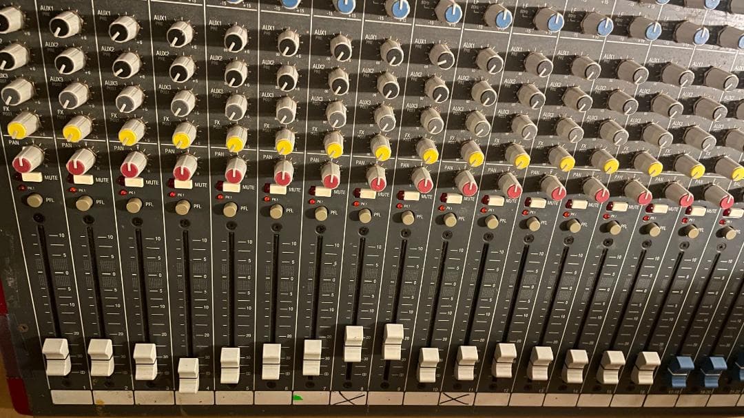 ALLEN HEATH アレン＆ヒース ZED22FX ZED-22FX
