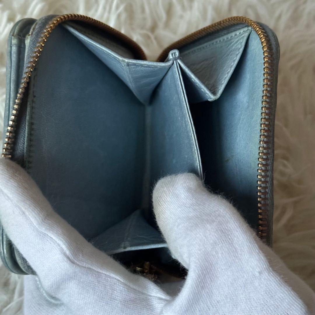 ✨️美品✨️ ミュウミュウ マテラッセ 二つ折り財布 ゴールドロゴ 金具 レザー 青