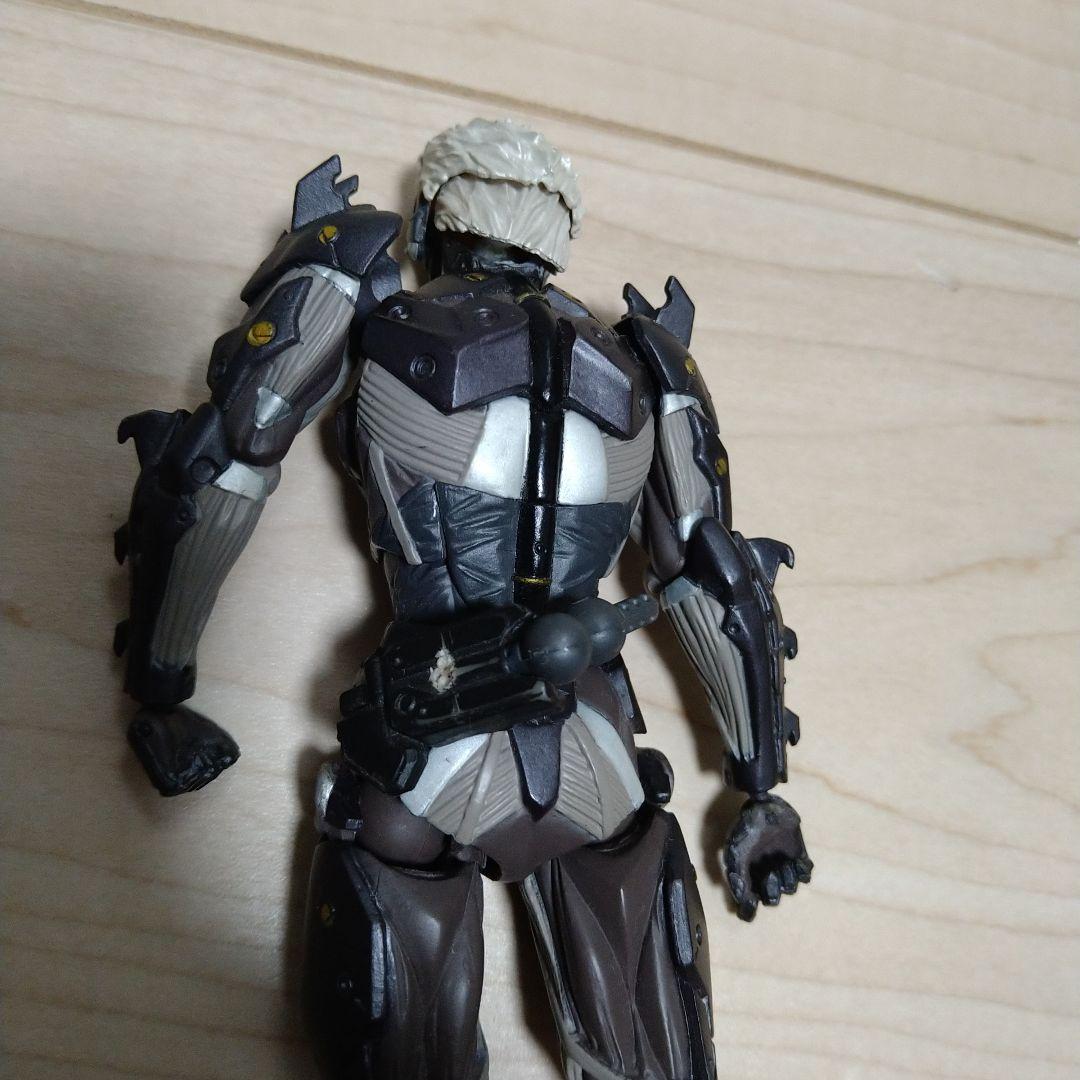 雷電　リボルテック　ジャンク　フィギュア