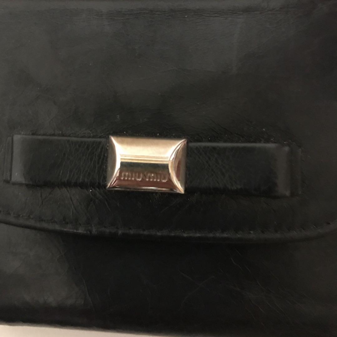 miumiu 三つ折り財布