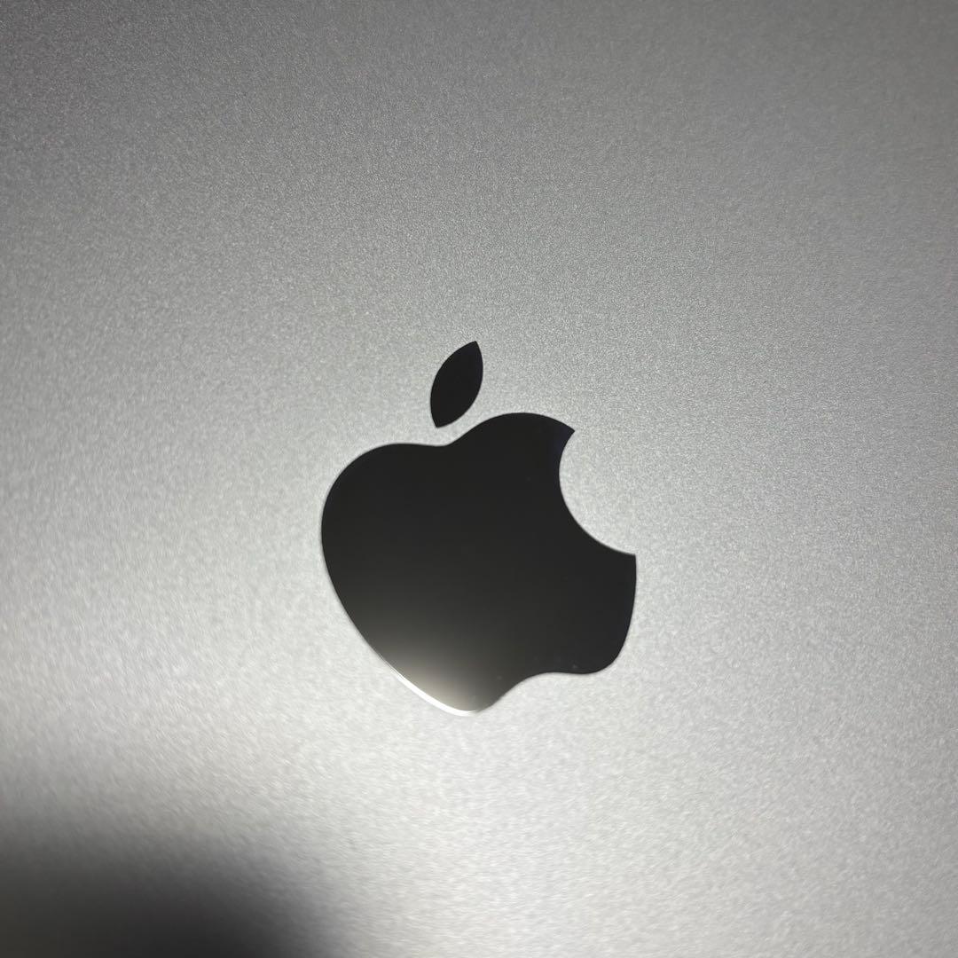 iPad a16 128gb シルバー おまけ付き