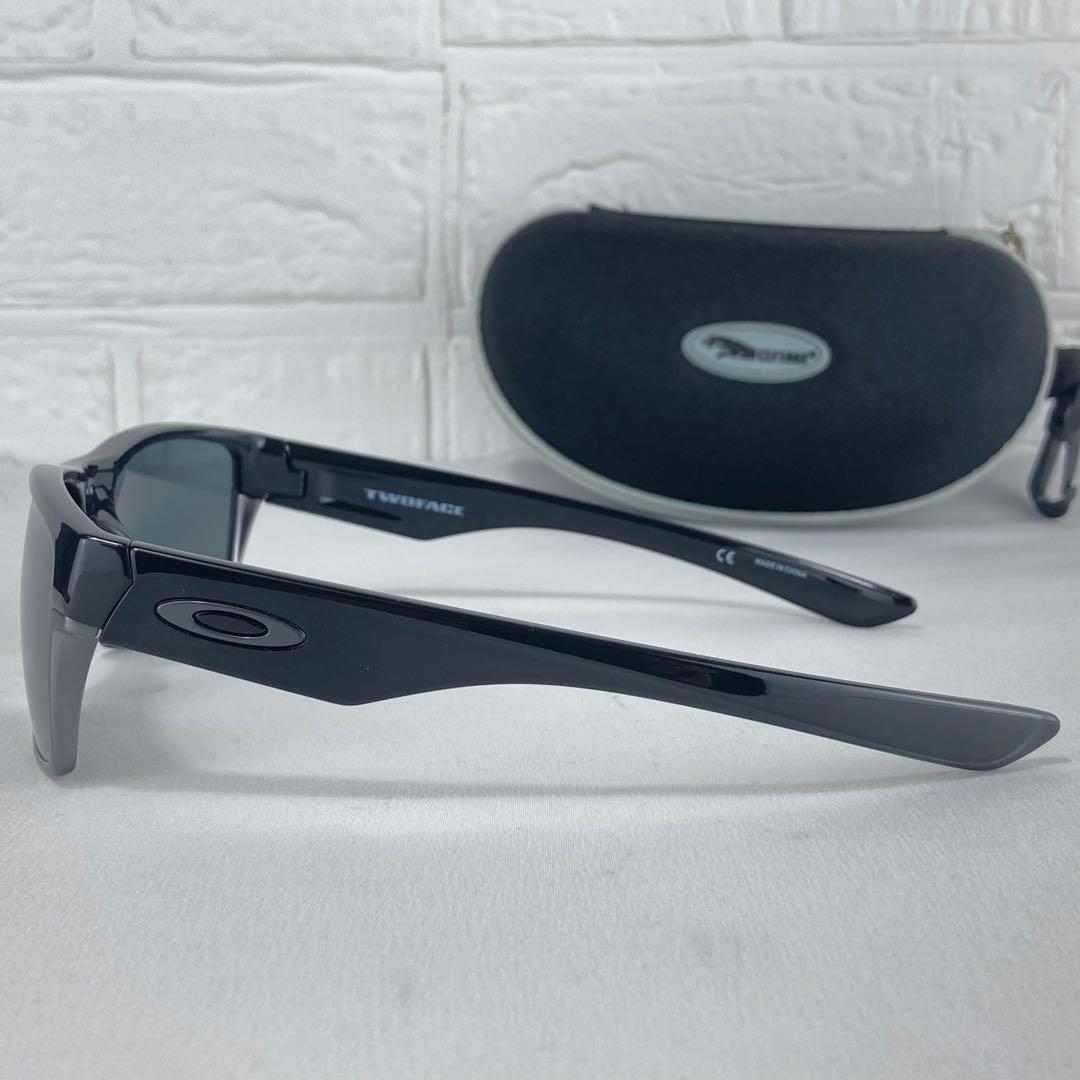 【極美品】OAKLEY オークリー　偏光サングラス　TWOFACE ツーフェイス