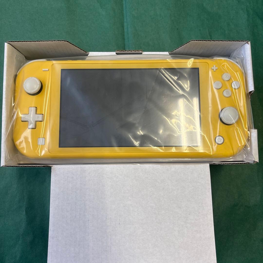 美品Nintendo Switch Lite イエロー