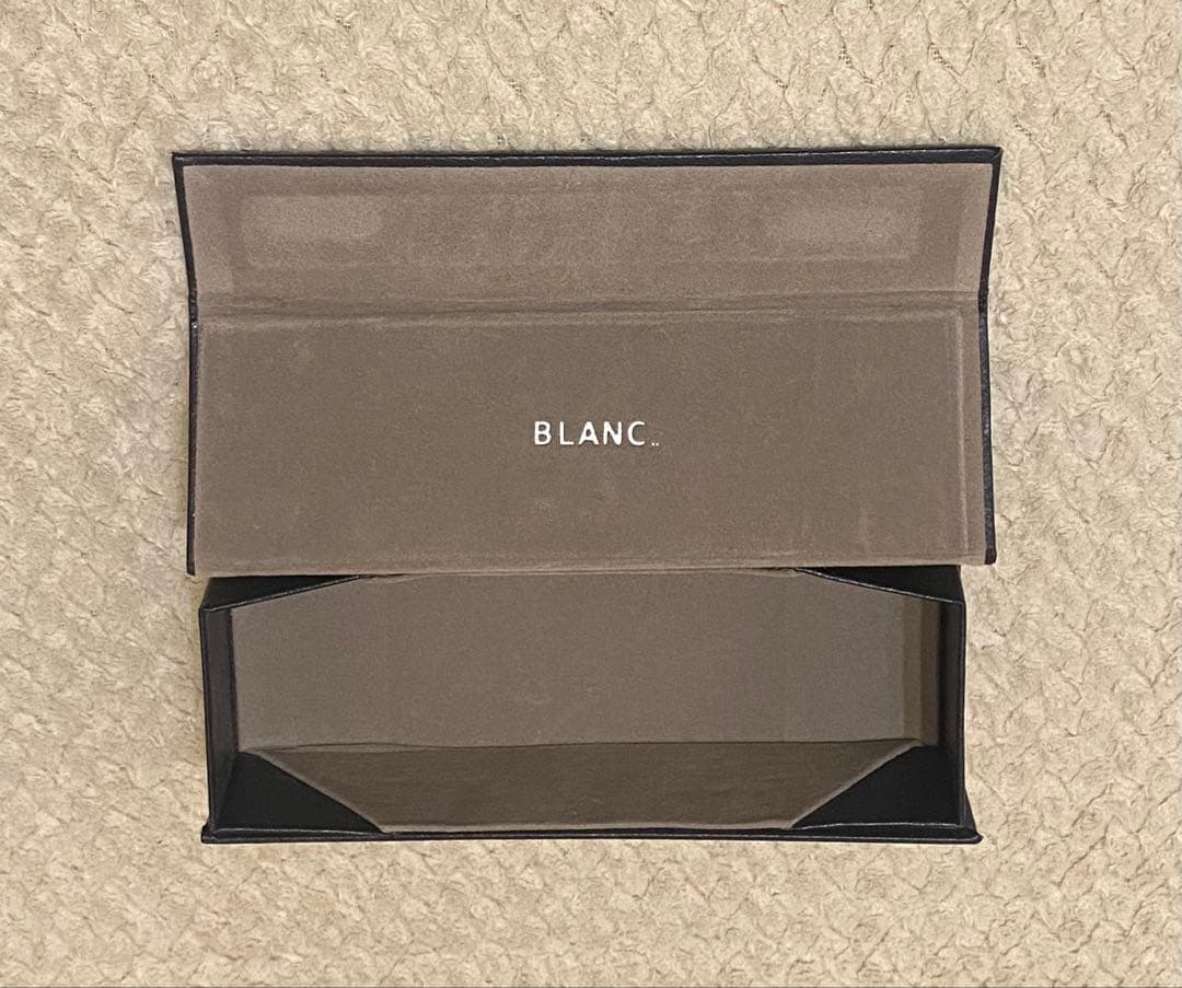 BLANC.. シルバーフレーム×ブルーレンズ サングラス