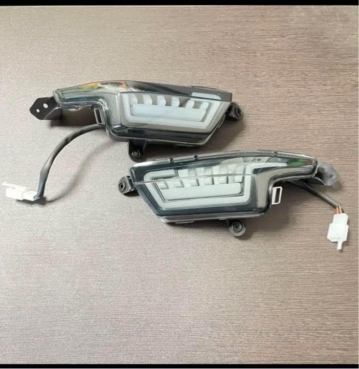 シグナスX　4型用　LEDフロントウインカー