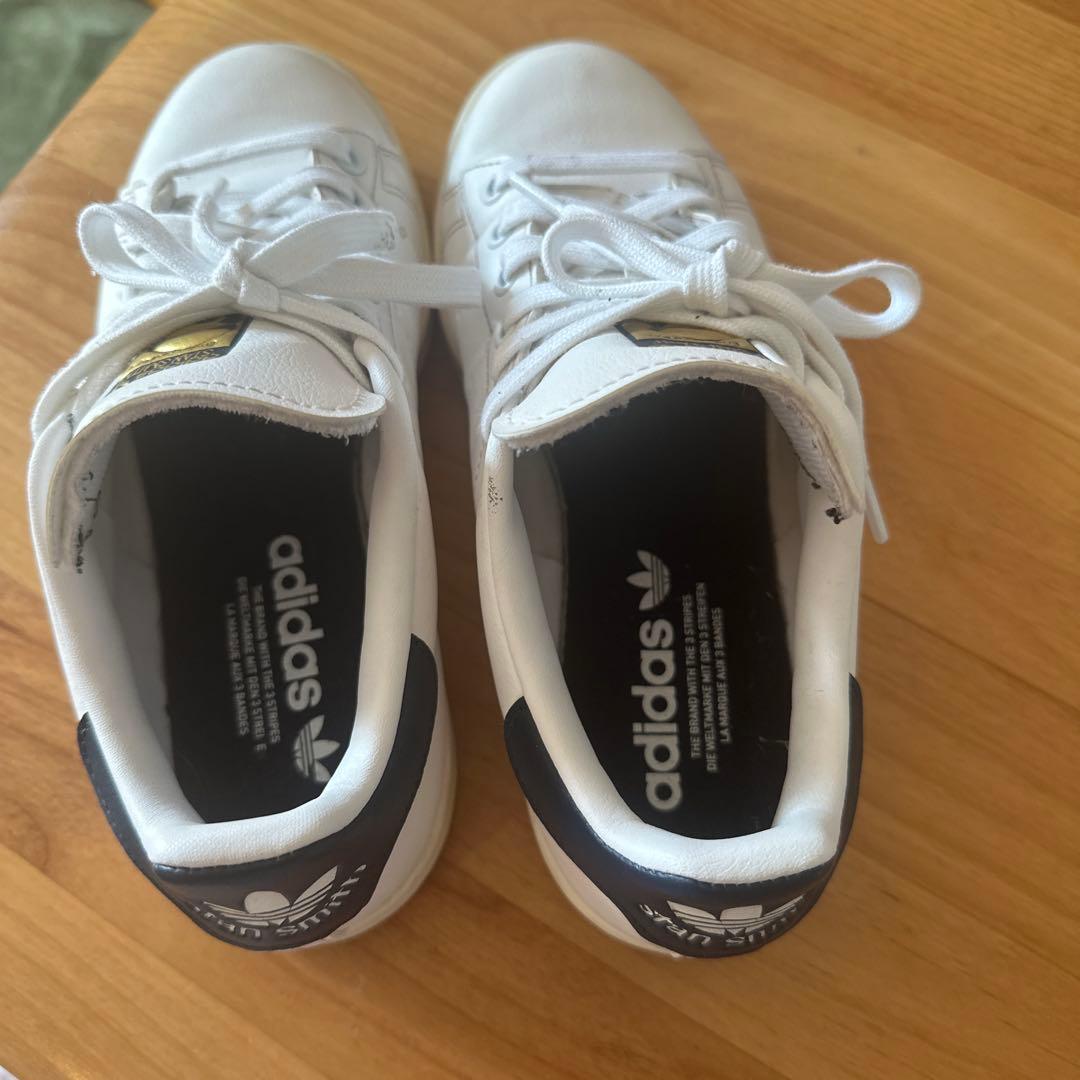 adidasゴルフシューズスタンスミス23センチ