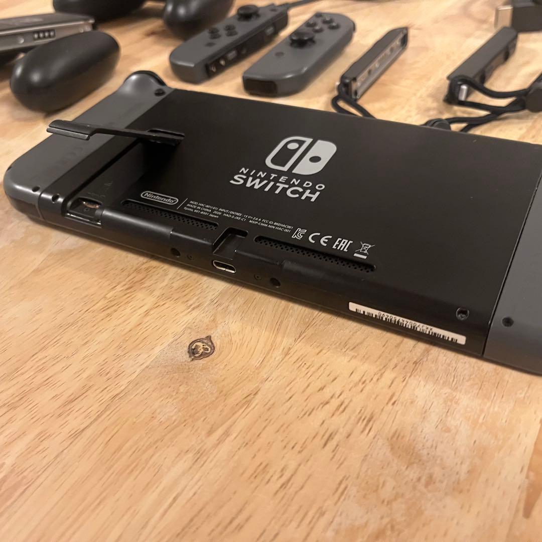 Nintendo Switch 本体 バッテリー強化版　コントローラー2個セット