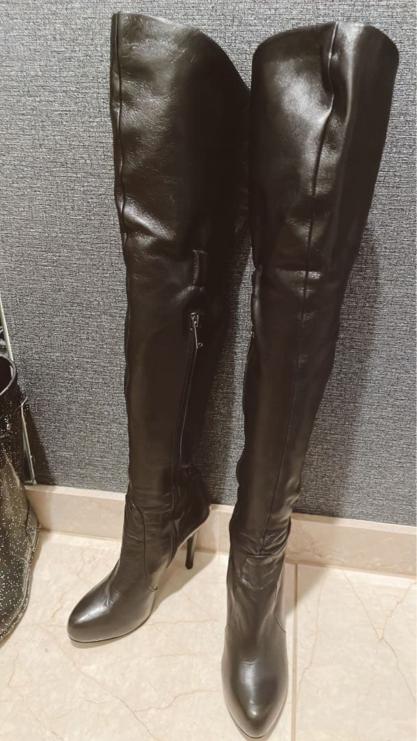 極美品⭐️黒 レザー ニーハイブーツ