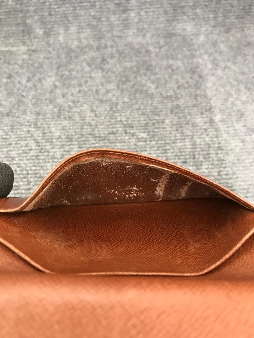 LOUIS VUITTON　二つ折り財布　がま口　モノグラム　328