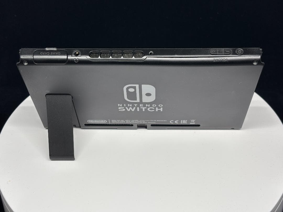 ニンテンドースイッチ (switch) [バッテリー膨張あり]