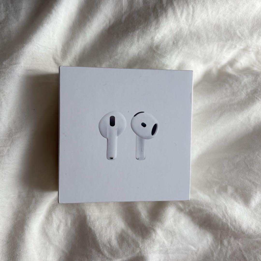 イヤホン AirPods 4