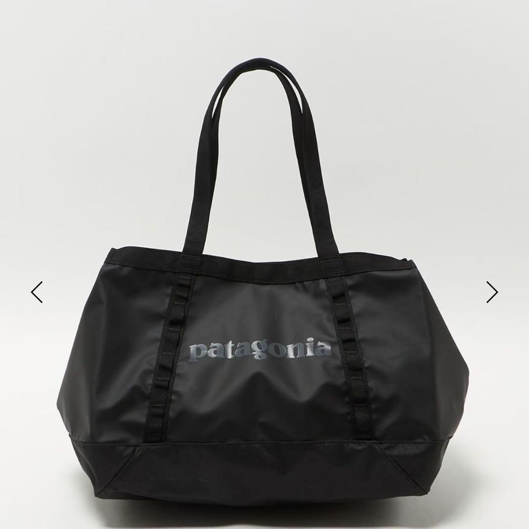 ＜patagonia＞ブラック ホールトートバッグ（25L）