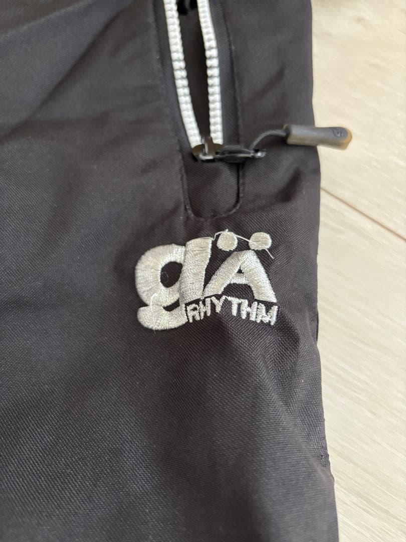 最終値下！キッズ　スノボウェア　クイックシルバーXS パンツはガリズム130cm