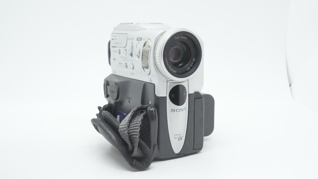 【A2040】 SONY Handycam DCR-PC101 ソニー