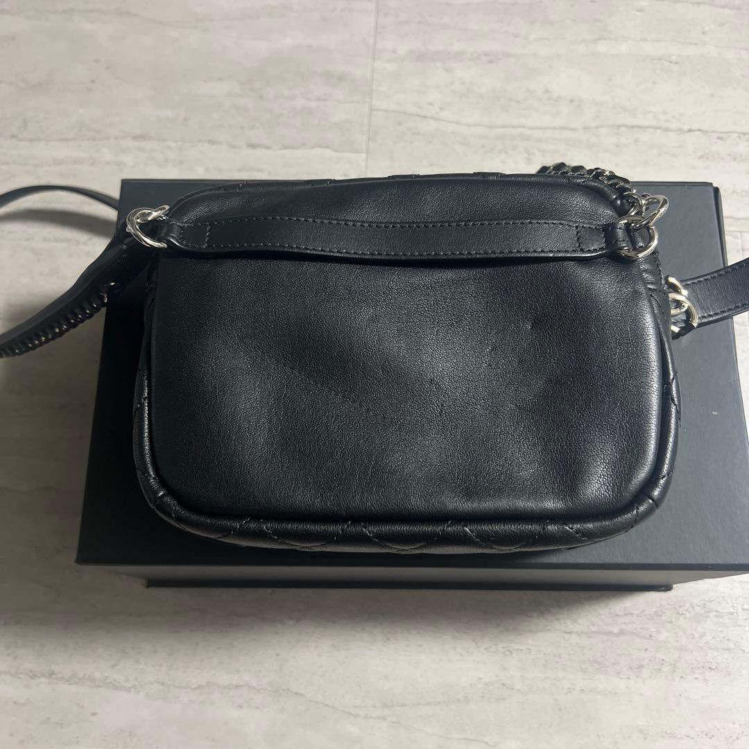 CHANEL ボディバッグ 黒
