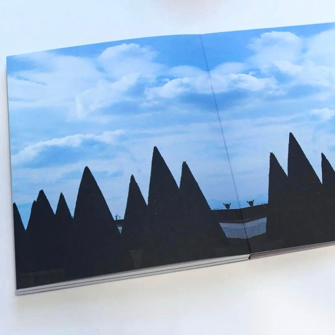 VENUS＆MERCURY by Viviane Sassen