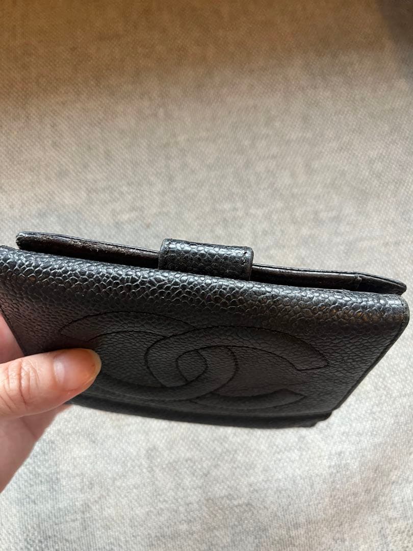 CHANEL ブラックレザー 二つ折り財布　キャビアスキン　ココマーク