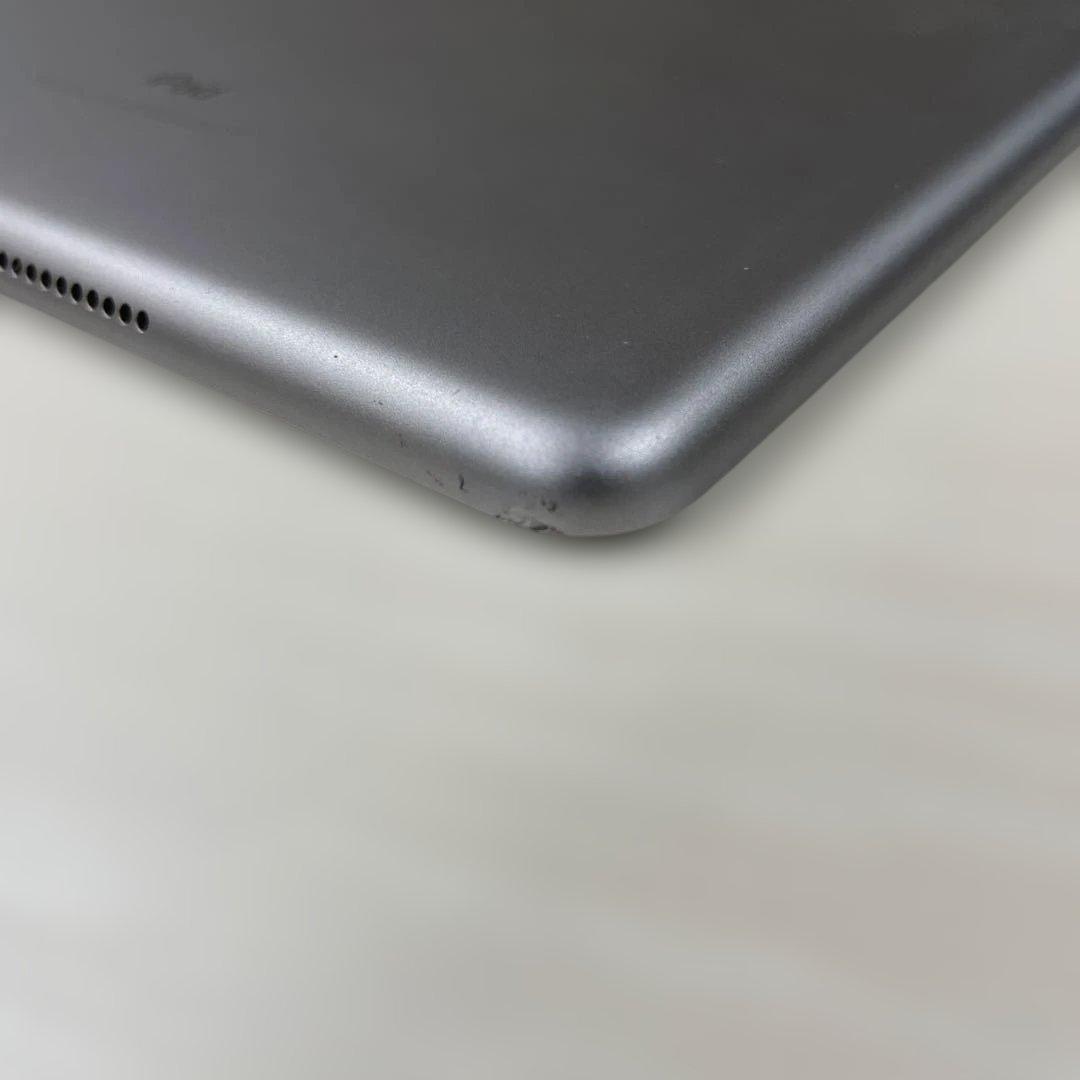 Apple iPad (第5世代) 32GB