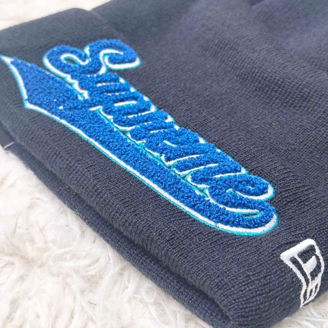 【新品タグ付】Supreme × NEW ERA ニットキャップ ボンボン
