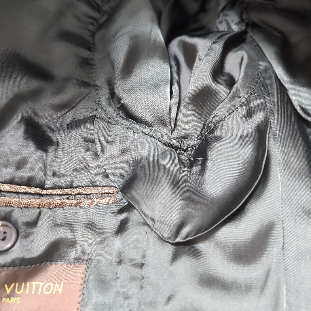 LOUIS VUITTON　ブラックスーツ 3ボタン
