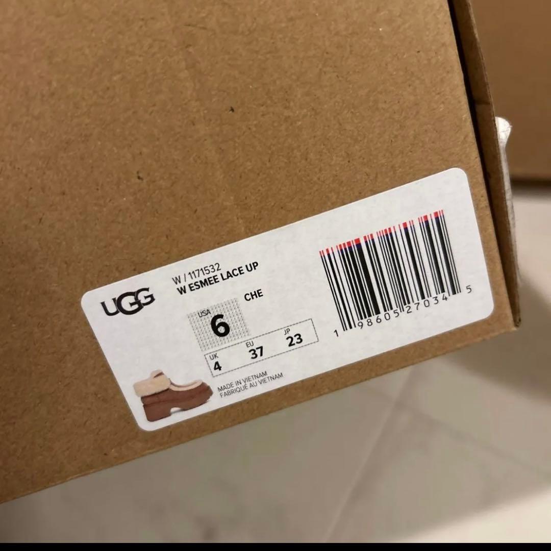 目*！様 新品未使用　UGG 厚底　ムートンブーツ Esmee Lace Up
