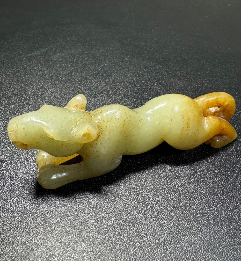 u*0様 漢時代 和田玉 高古玉 虎　紋彫り件 時代物 中国古美術 骨董品本玉