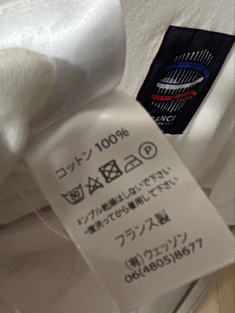 【万博フランス館】スタッフ制服セット　限定ワッペン付き白Tシャツと黒パンツ