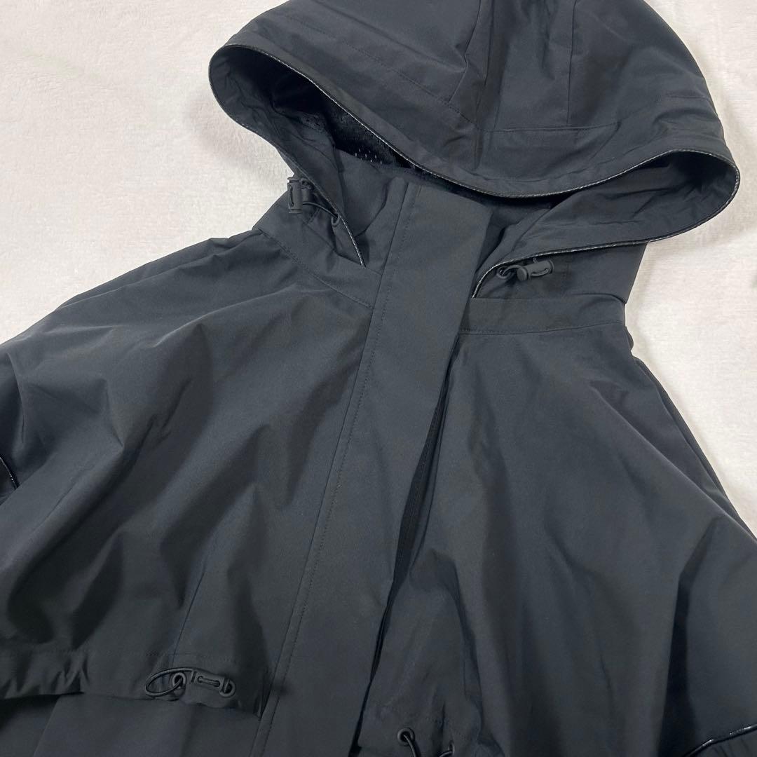 adidas アディダス　ナイロンロングコート　メッシュ　ブラック　S