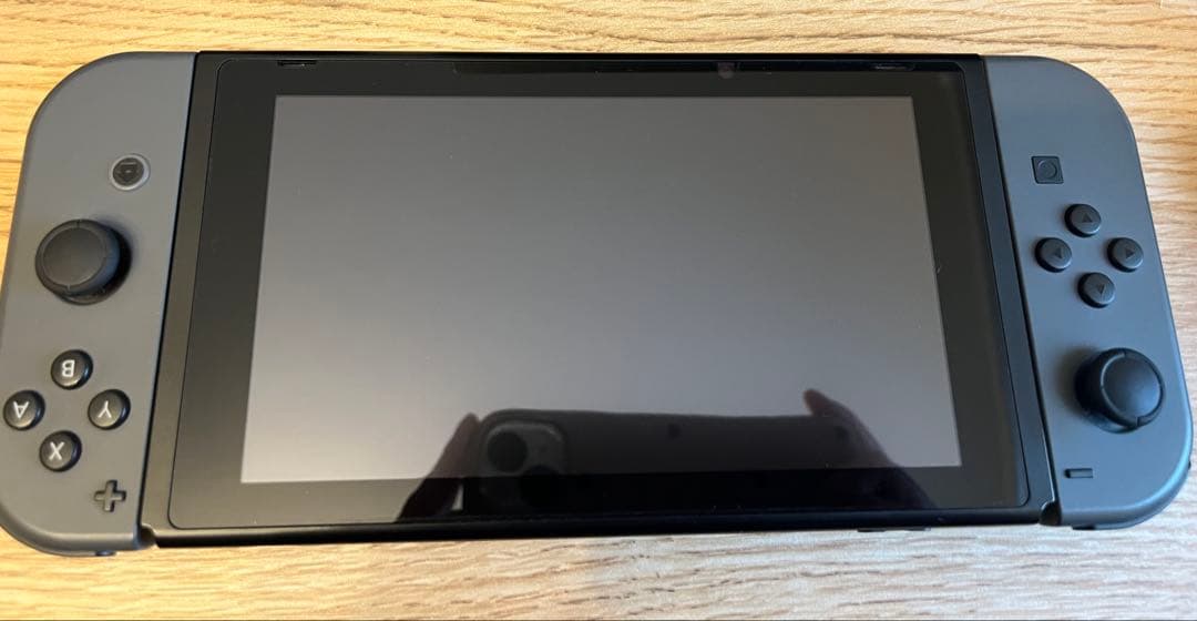 美品　Nintendo Switch 本体 ブラック　箱なし　ケースのおまけつき