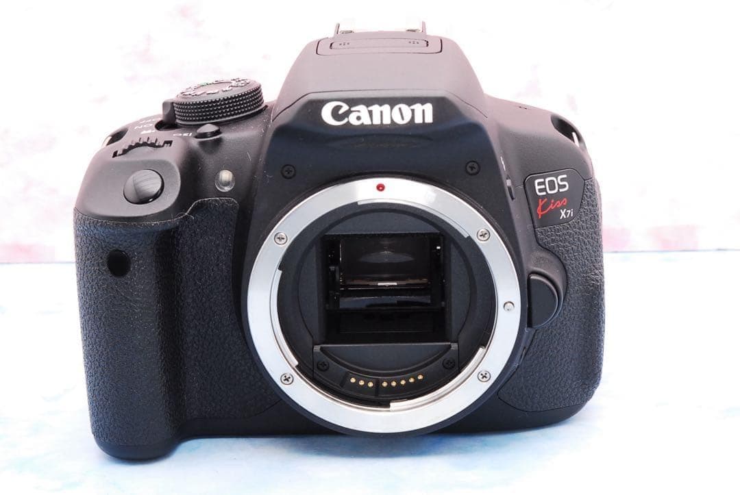 Canon Kiss X7i◎手ぶれ補正レンズ◎一眼レフカメラ◎バッグ付♪