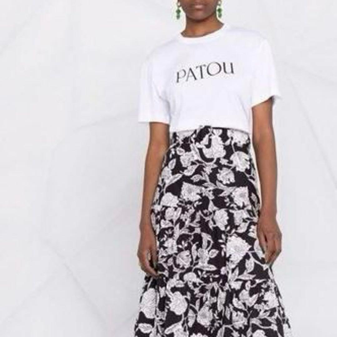 PATOU ホワイト　Tシャツ