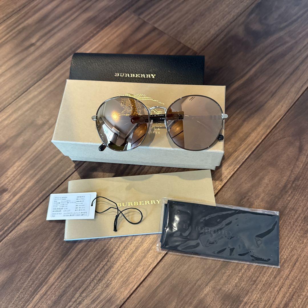 さ*ん様 【SALE】バーバリー 偏光サングラス BURBERRY ミラー