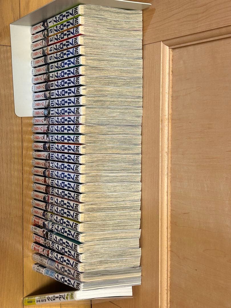 ブルーロック　1〜27巻まで　キャラクターブック1〜2 小説1冊　まとめ売り