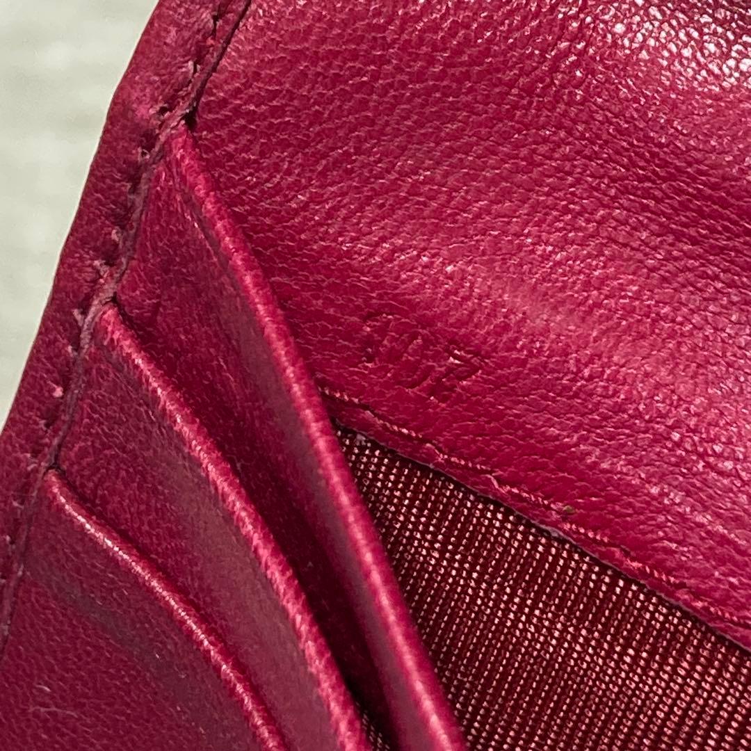 お買い得品　PRADA プラダ　二つ折り　財布　長財布　レザー　ピンク　赤