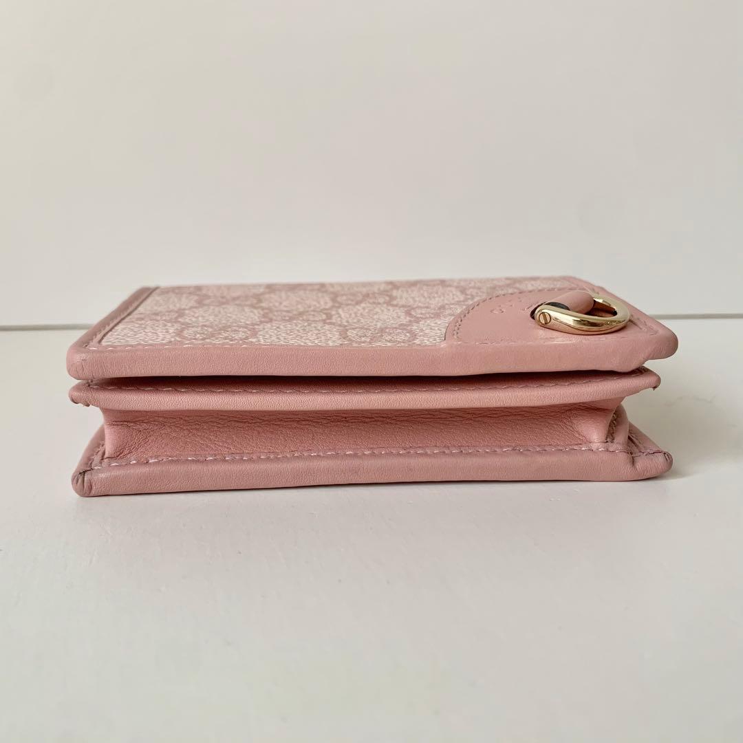 【GUCCI】グッチ　スモールウォレット　二つ折り財布　GGエンブレム　ピンク