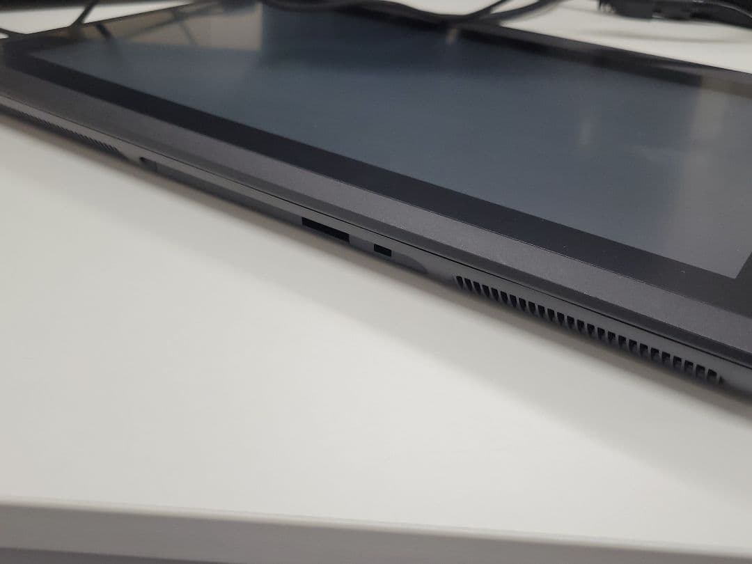 美品 Wacom Cintiq 16 DTK-1660 液晶ペンタブレット