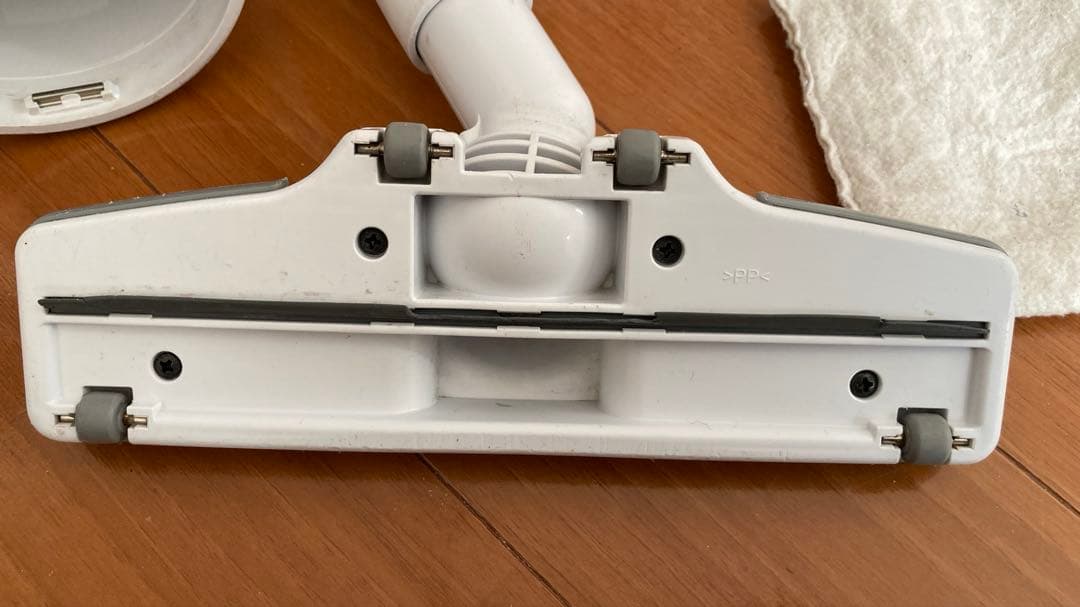 Makita スティッククリーナー CL108FD バッテリー、充電器付き